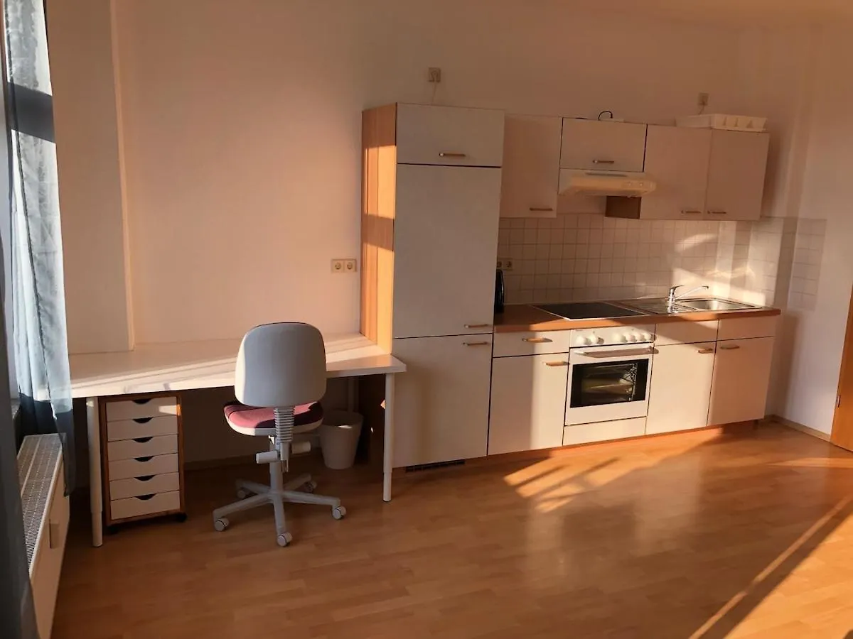 Helle 1Raum Wohnung Apartment Mit Balkon Und Kueche Dresden Germany