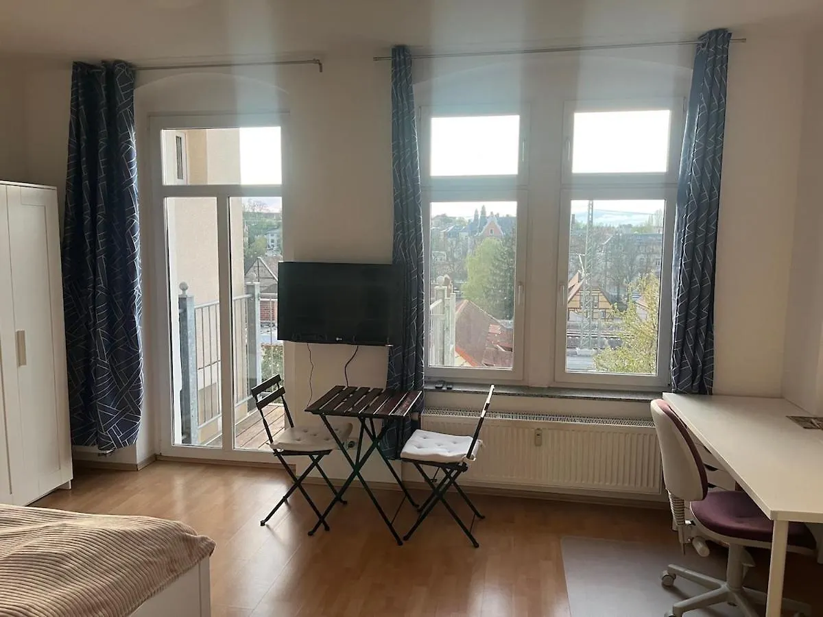 Helle 1Raum Wohnung Apartment Mit Balkon Und Kueche Dresden