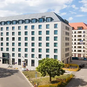 Express Centre Hotel