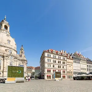 Neumarkt Aparthotel